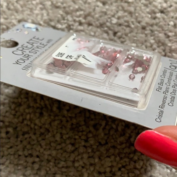 NWT Swarovski Elements - Picture 3 of 8